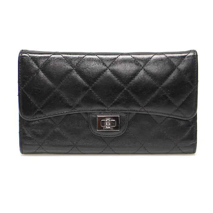 Chanel(샤넬) 블랙 카프스킨 리이슈 2.55 플랩 은장 3단 장지갑 (12번대)