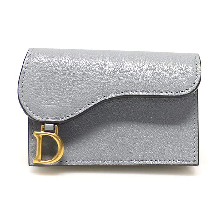 Dior(크리스챤디올) S5611CCEH_M81B 클라우드 블루 고트스킨 새들 플랩 카드 지갑